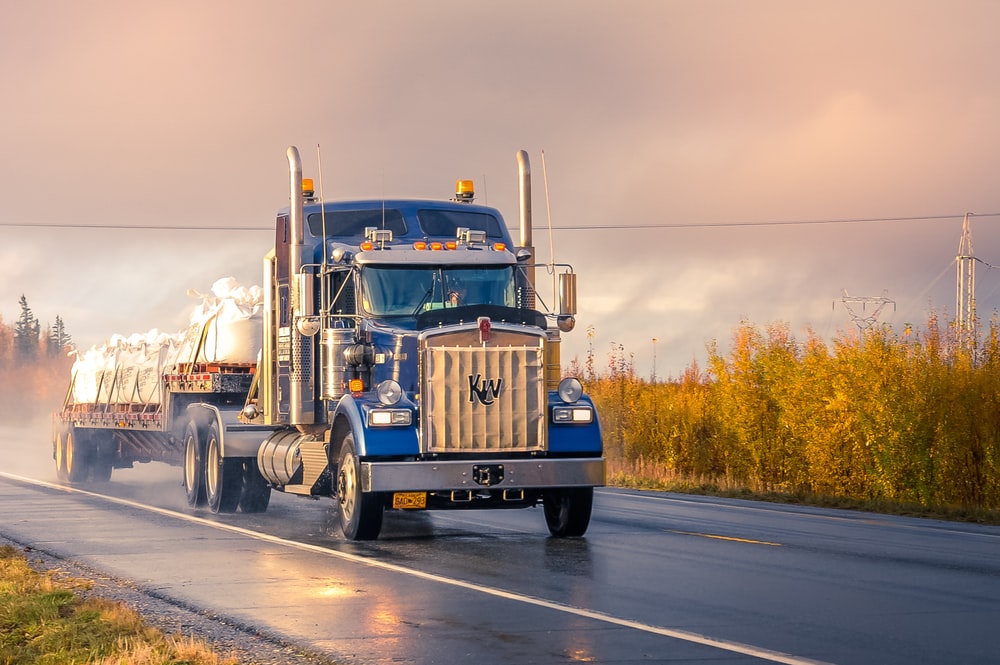 Detail Truck Wallpaper Hd Nomer 9
