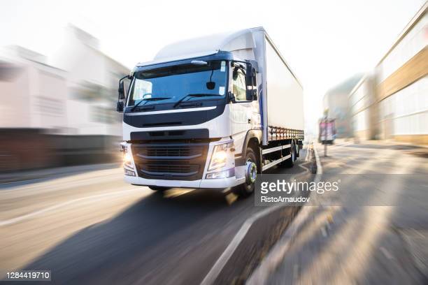 Detail Trucking Images Free Nomer 27