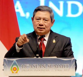 Detail Tuan Rumah Ktt Asean Nomer 27