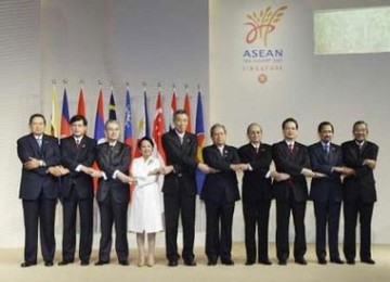 Detail Tuan Rumah Ktt Asean Nomer 30