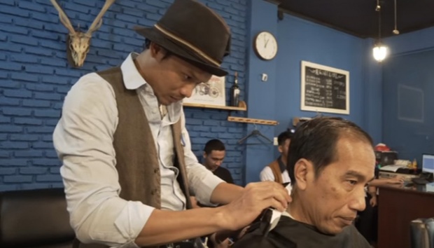 Detail Tukang Potong Rambut Nomer 34