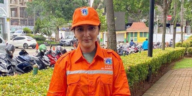 Detail Tukang Sapu Jalanan Nomer 22