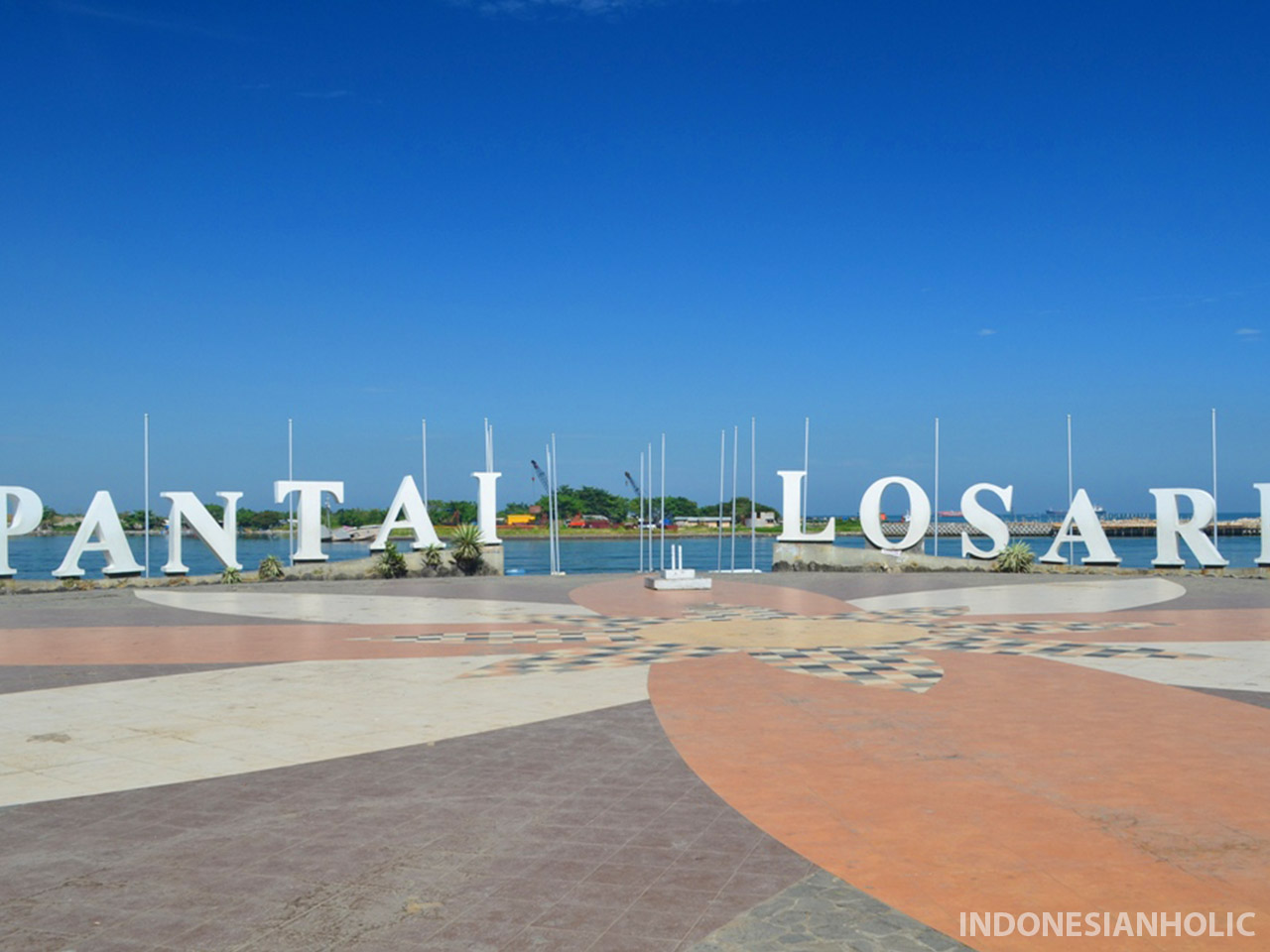 Detail Tulisan Di Pantai Nomer 32