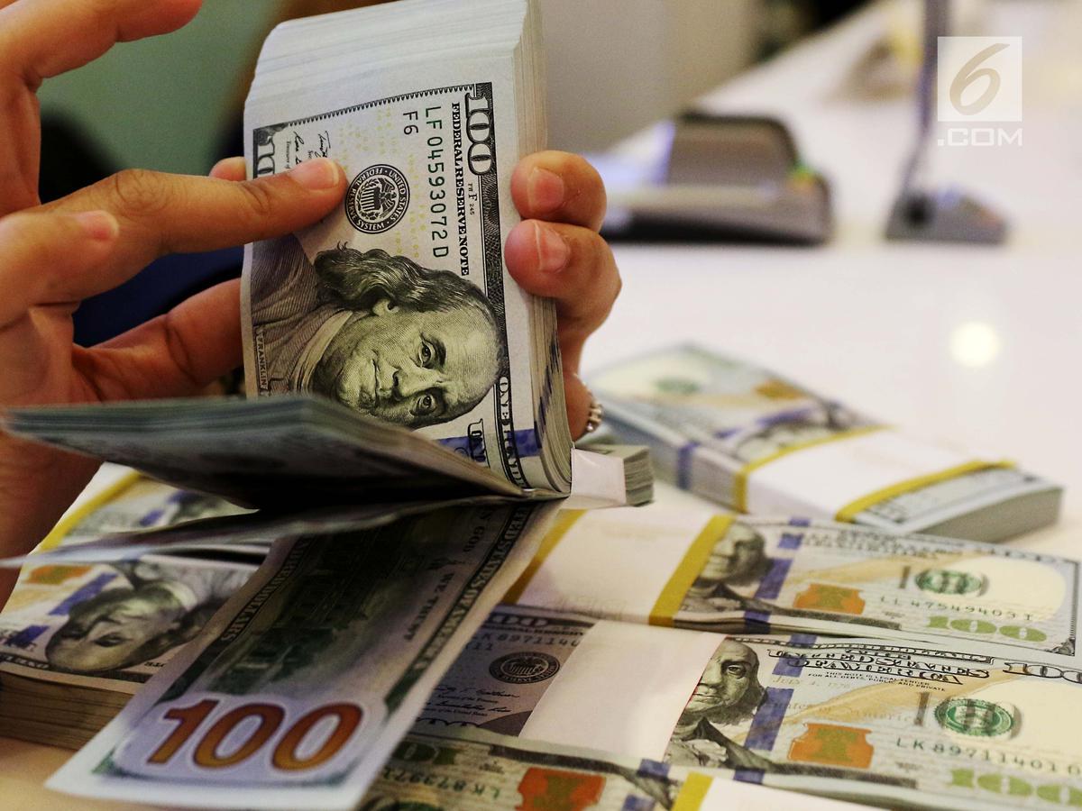 Detail Tumpukan Uang Dollar Nomer 50