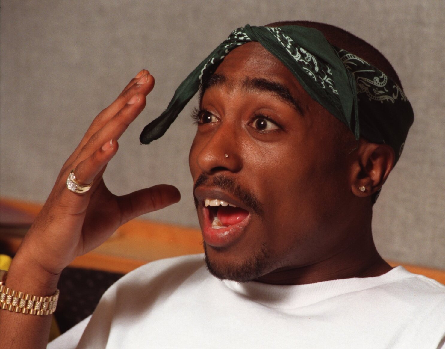 Detail Tupac Shakur Picture Nomer 21