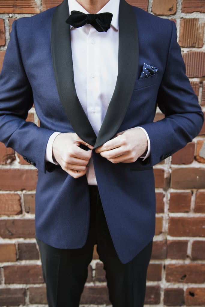 Detail Tuxedo Biru Dongker Nomer 26