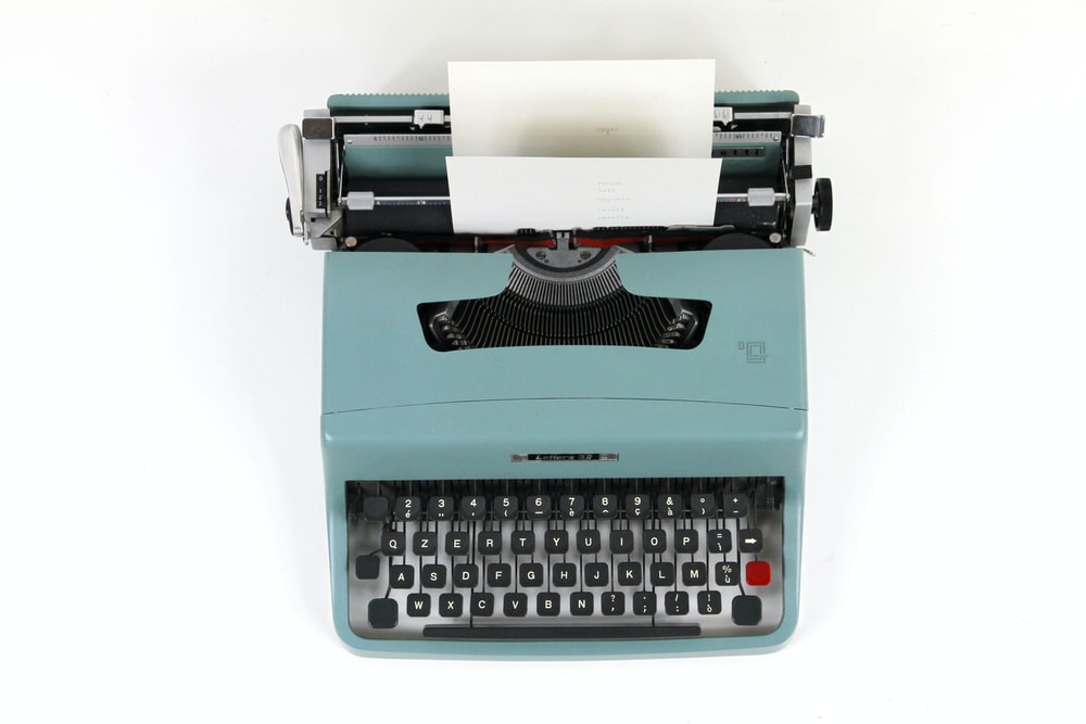 Detail Typewriter Images For Free Nomer 3