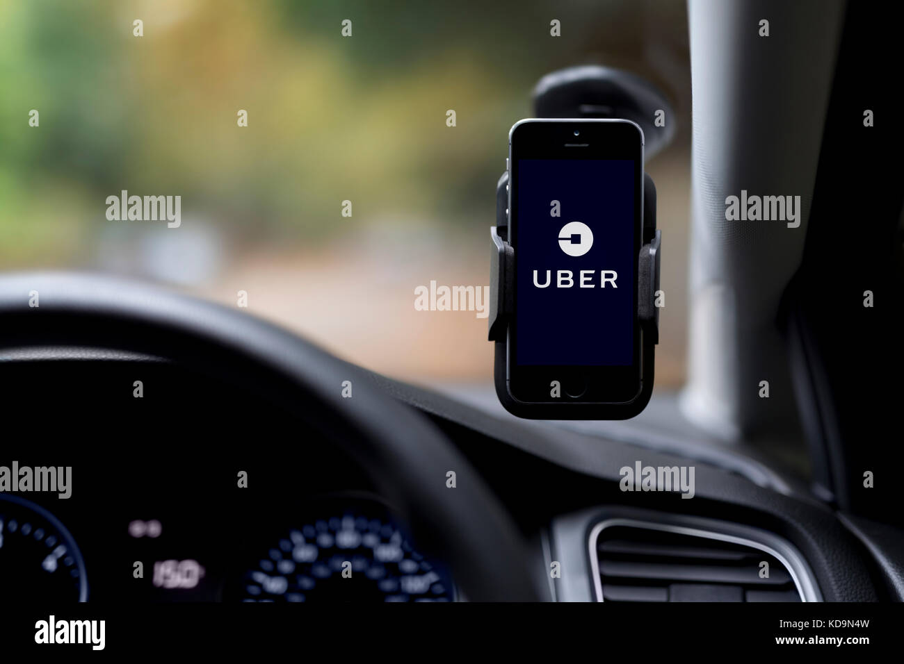 Detail Uber Car Logo Nomer 42