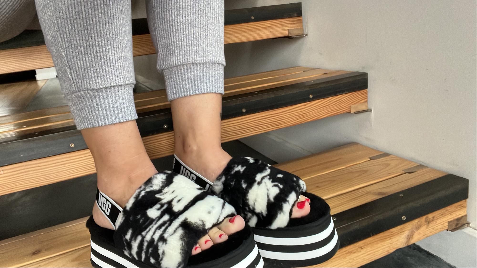 Detail Ugg Disco Slides Nomer 39