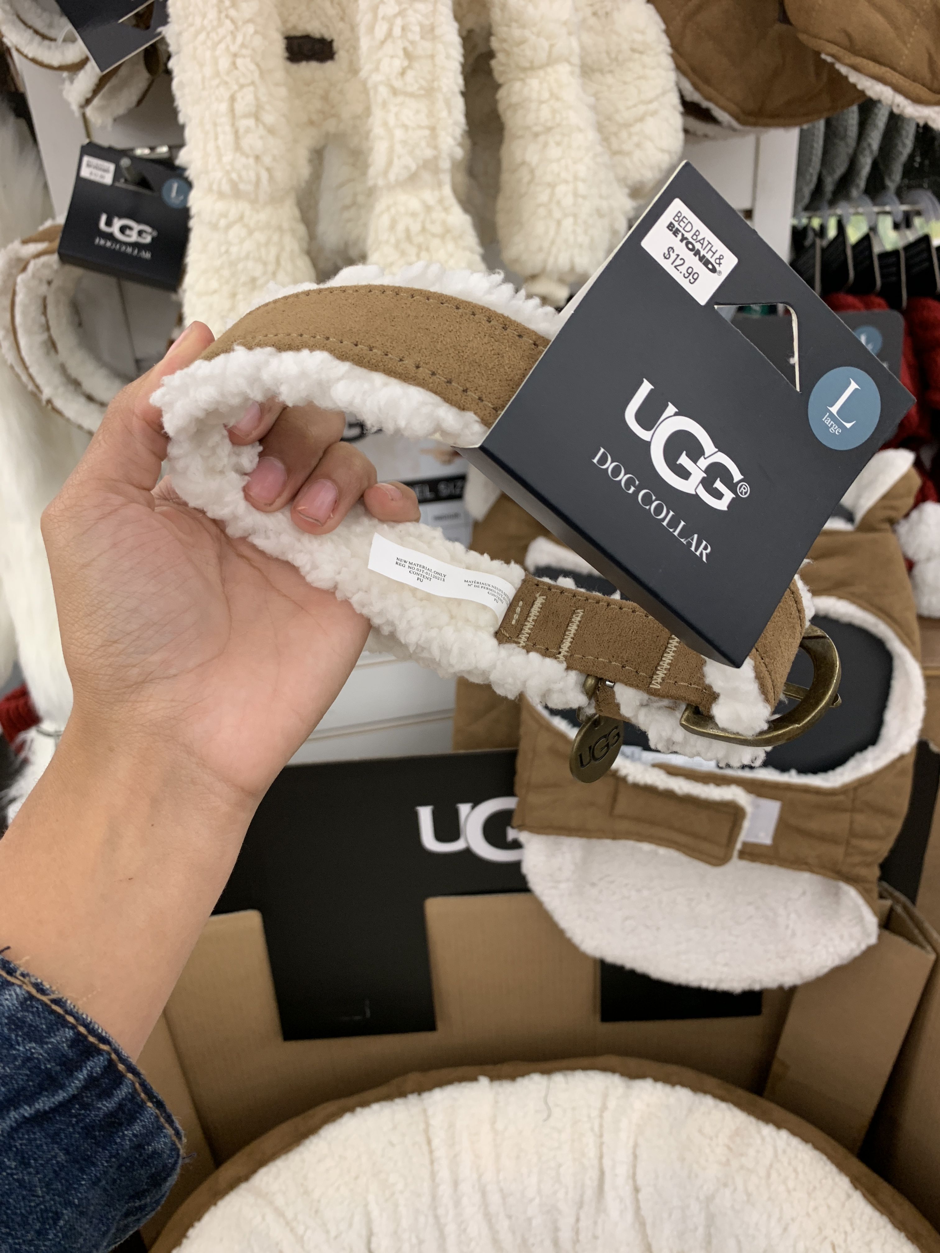 Detail Ugg Dog Collar Nomer 5