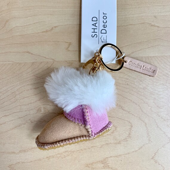 Detail Ugg Keychain Nomer 8