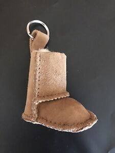 Detail Ugg Keychain Boot Nomer 22