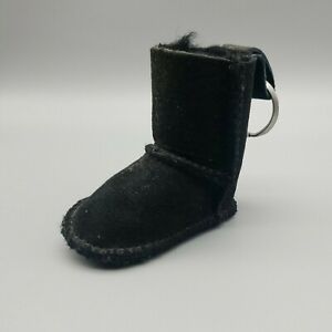 Detail Ugg Keychain Boot Nomer 27