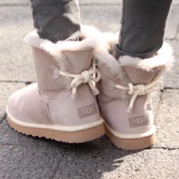 Detail Ugg Rope Bow Nomer 3