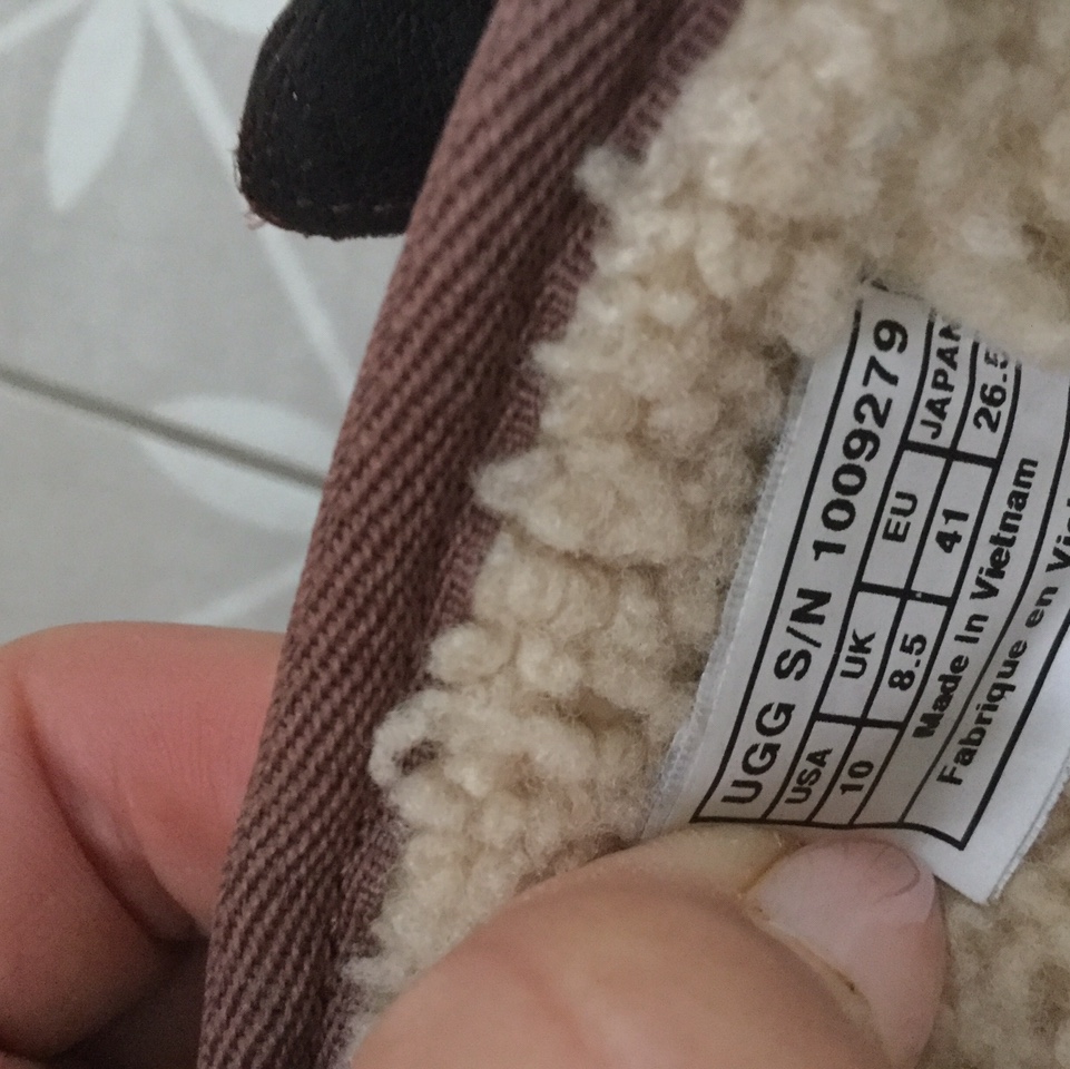 Detail Ugg Security Label 2019 Nomer 33