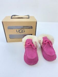 Detail Ugg Sparrow Nomer 32