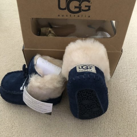 Detail Ugg Sparrow Nomer 34