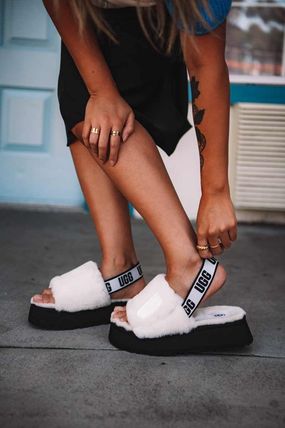 Detail Uggs Disco Slides Nomer 25