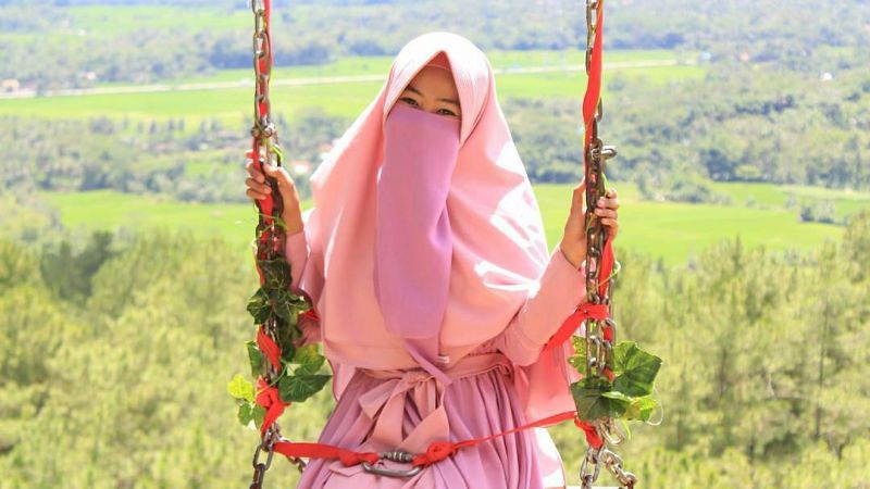 Detail Ukhti Muslimah Bercadar Nomer 41