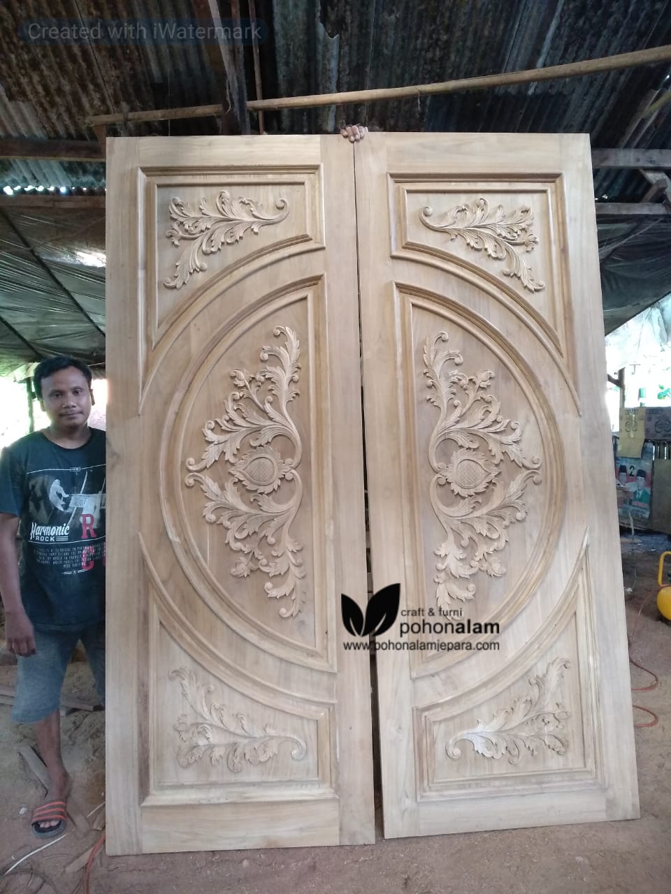 Detail Ukiran Pintu Rumah Nomer 5