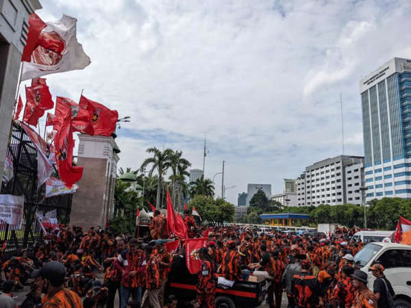 Detail Download Logo Bendera Pemuda Pancasila Ukuran Besar Nomer 55