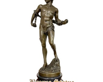 Detail Statue Of David Nomer 5