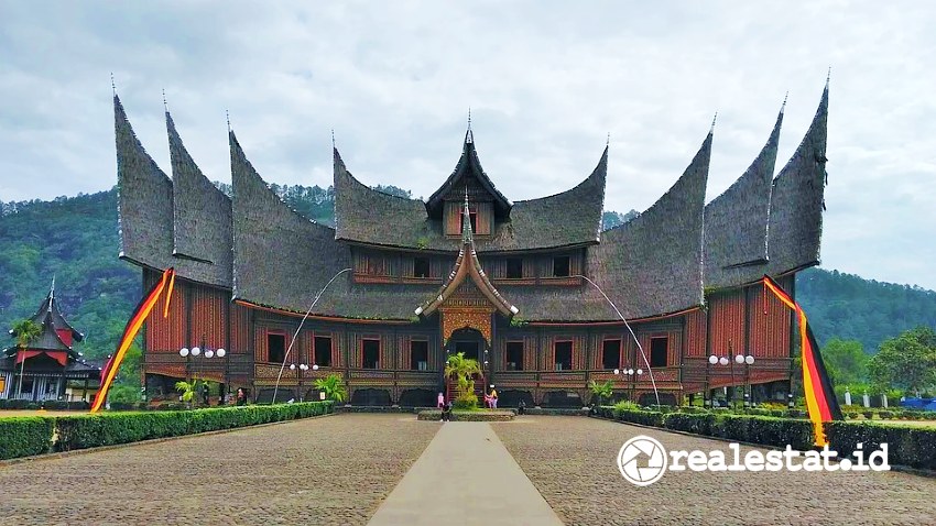 Detail Ukuran Rumah Gadang Nomer 16