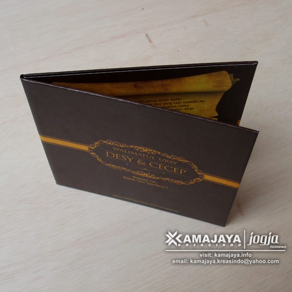 Detail Undangan Nikah Hardcover Nomer 14