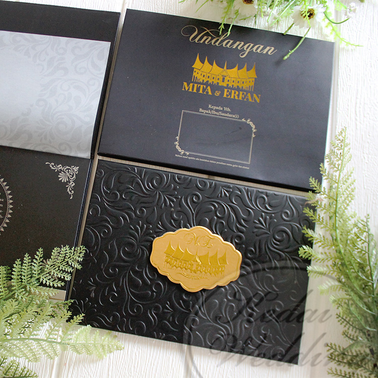 Detail Undangan Nikah Hardcover Nomer 19