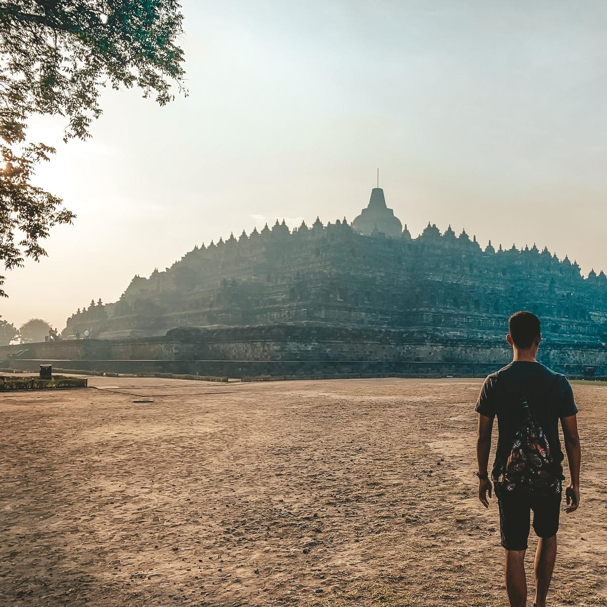 Detail 11 Kerajaan Hindu Budha Di Indonesia Beserta Gambar Kerajaannya Nomer 31