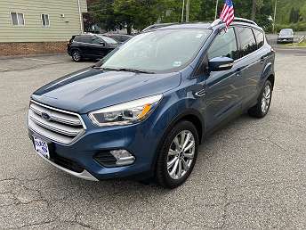 Detail 2018 Ford Escape Titanium Nomer 25