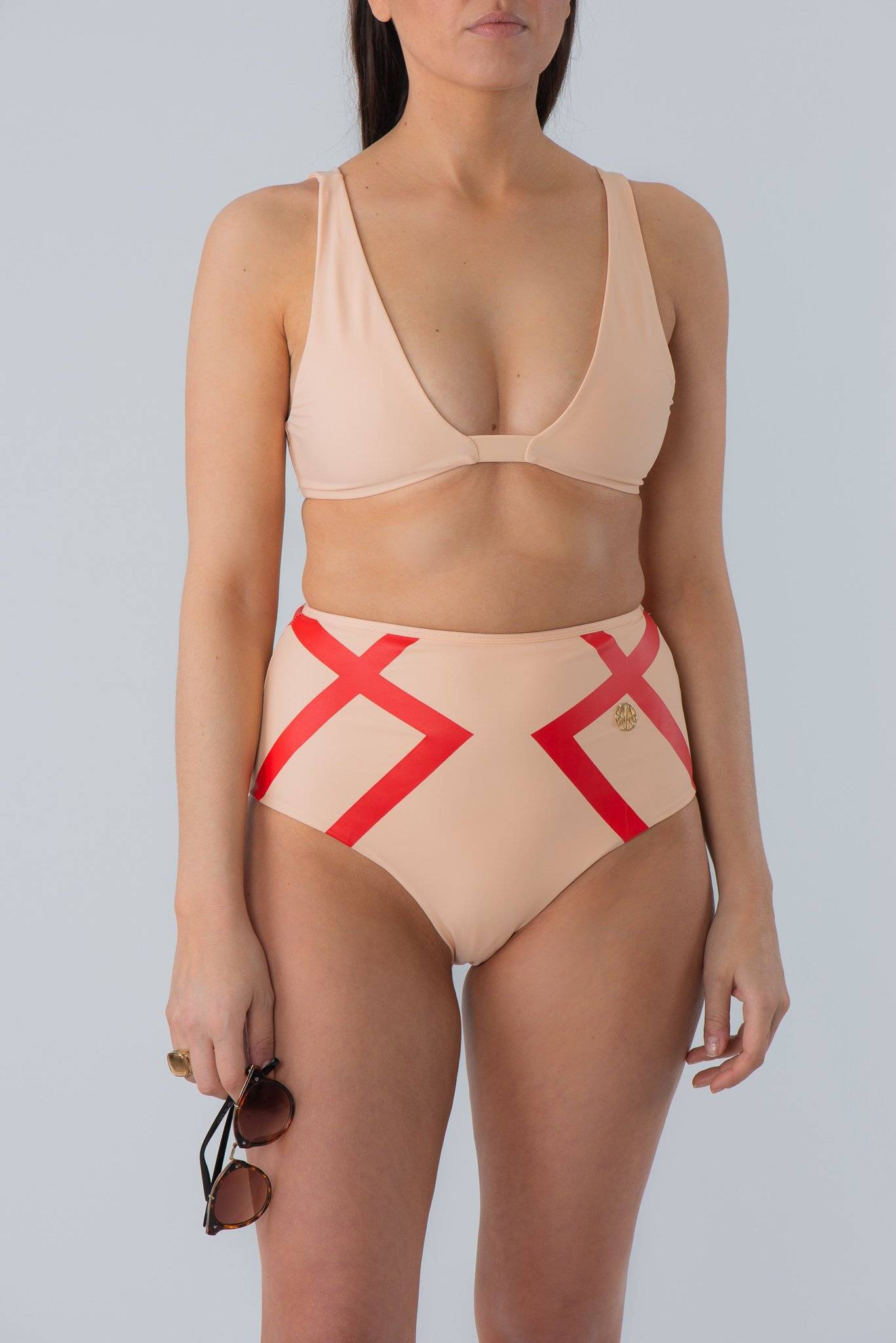 Detail Adele Bikini Nomer 25