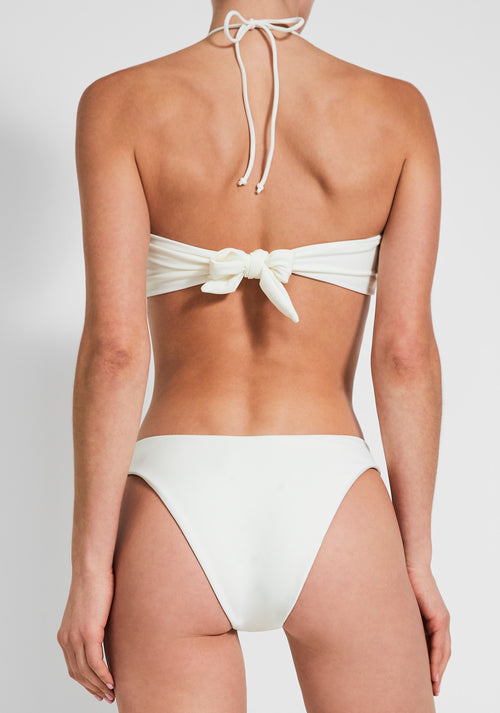 Detail Adele Bikini Nomer 43