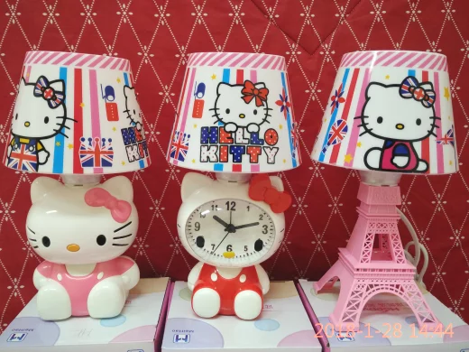 Detail Aksesoris Hello Kitty Untuk Kamar Nomer 31