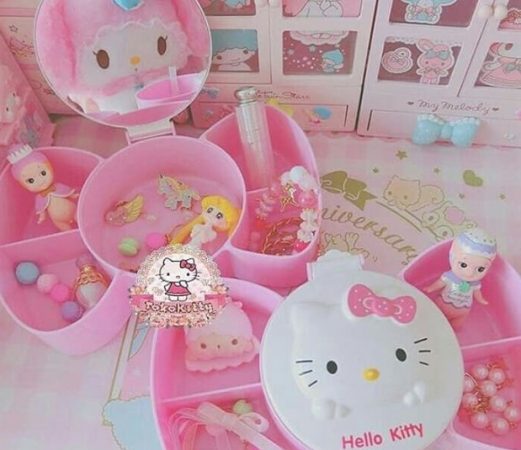 Detail Aksesoris Hello Kitty Untuk Kamar Nomer 44