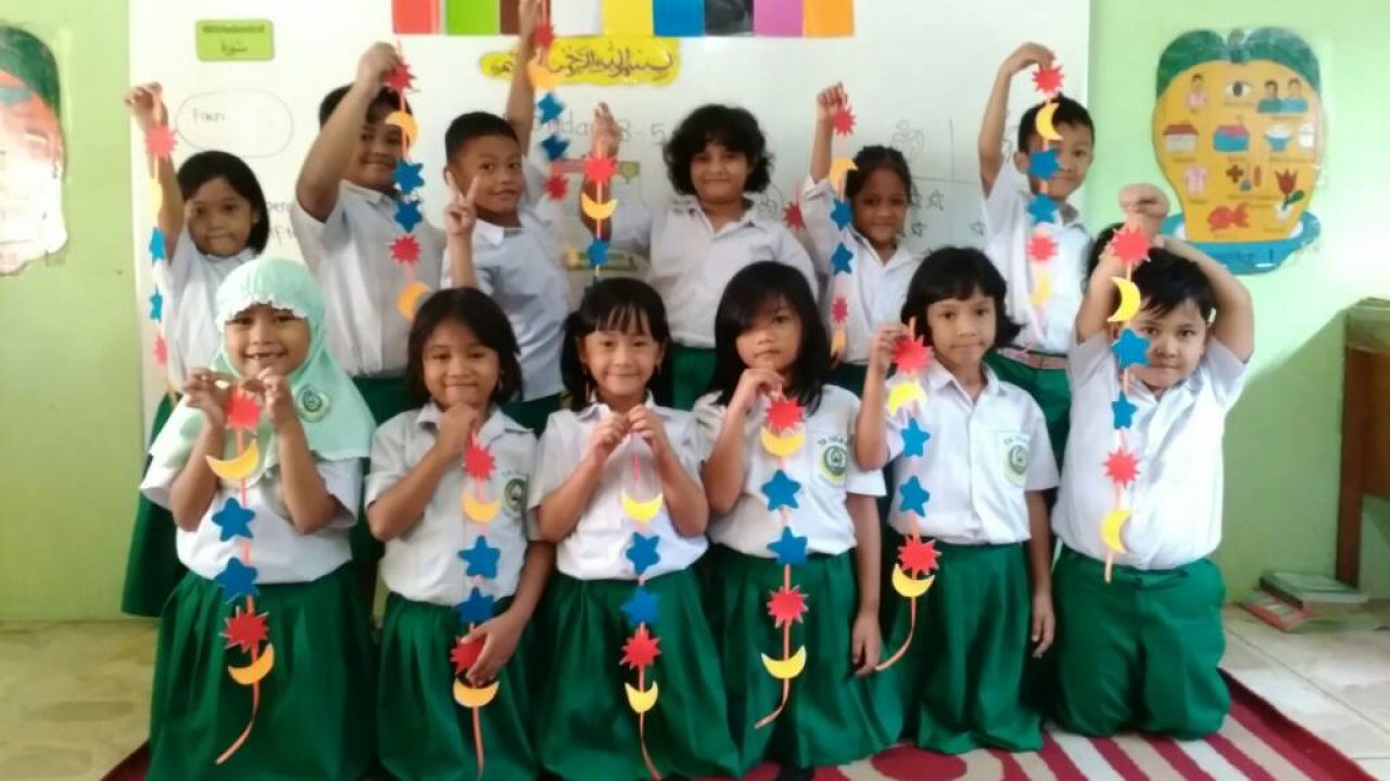 Detail Alam Semesta Untuk Anak Tk Gambar Bulan Nomer 43