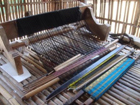 Detail Alat Dan Bahan Untuk Menenun Nomer 3