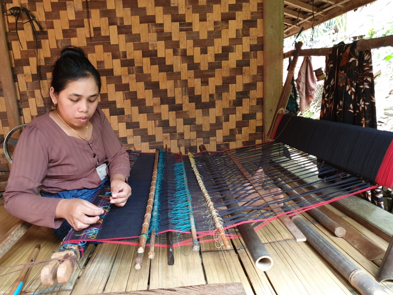 Detail Alat Dan Bahan Untuk Menenun Nomer 36