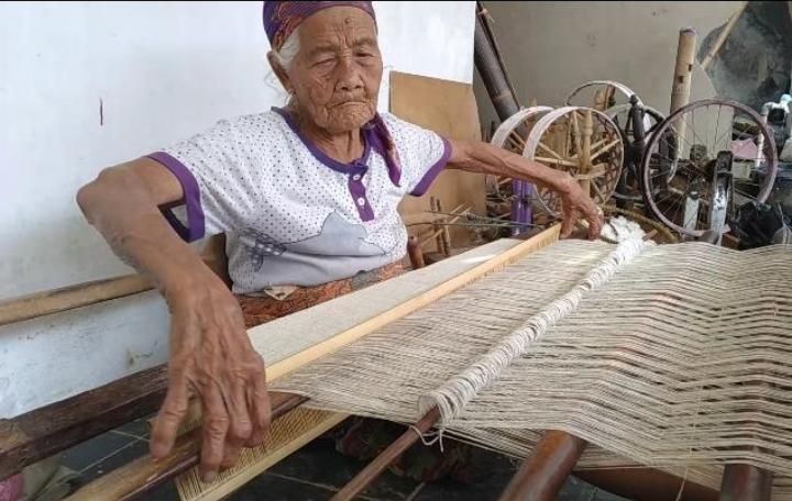 Detail Alat Dan Bahan Untuk Menenun Nomer 39