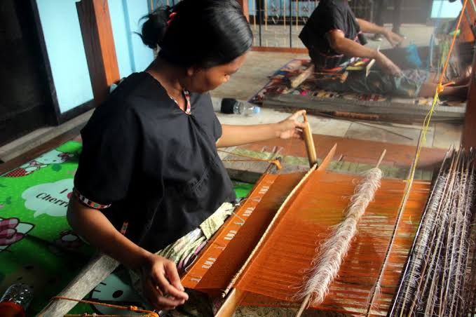 Detail Alat Dan Bahan Untuk Menenun Nomer 7