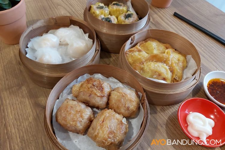 Detail Apa Itu Makanan Dimsum Nomer 49