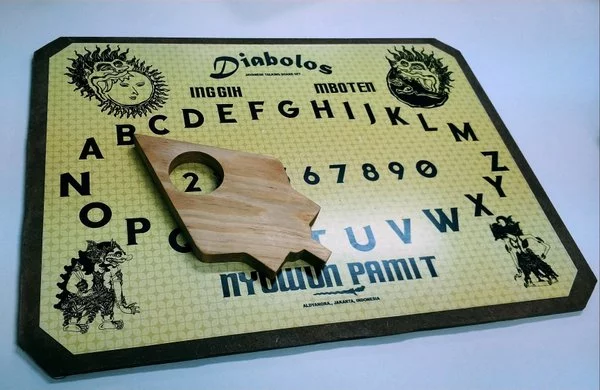 Detail Apa Itu Papan Ouija Nomer 43