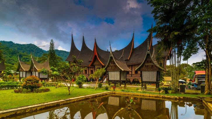 Detail Apa Manfaat Bentuk Tiga Dimensi Dari Rumah Tradisional Minangkabau Nomer 7