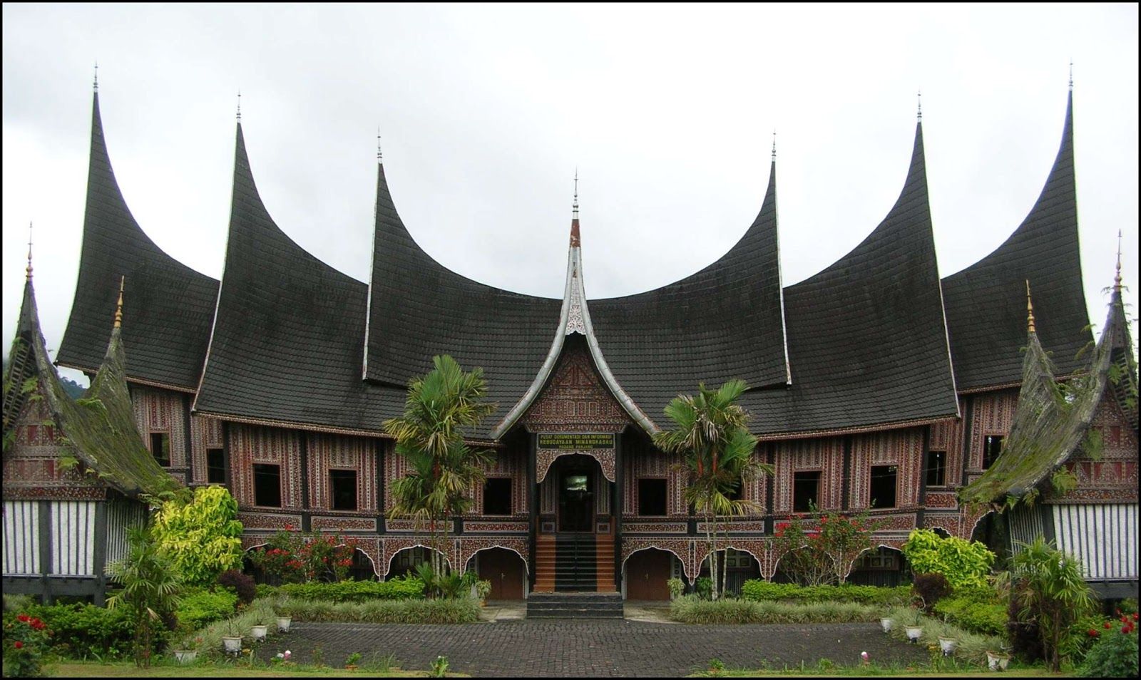 Detail Apa Rumah Adat Sumatera Barat Nomer 7