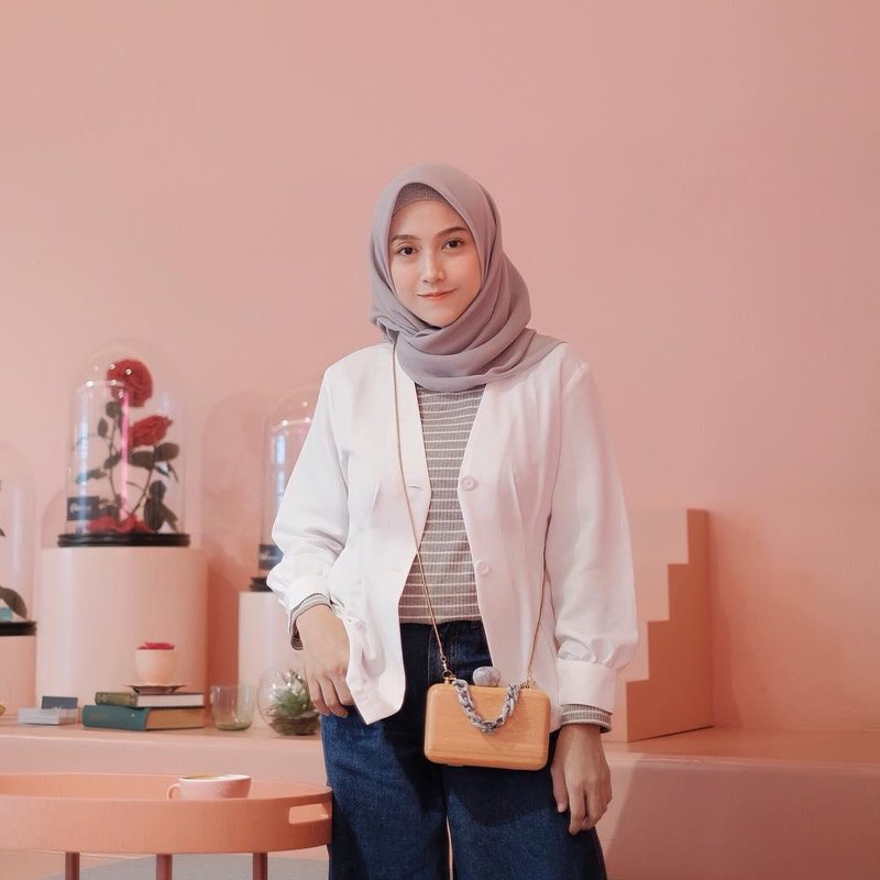 Detail Apa Saja Warna Netral Nomer 17
