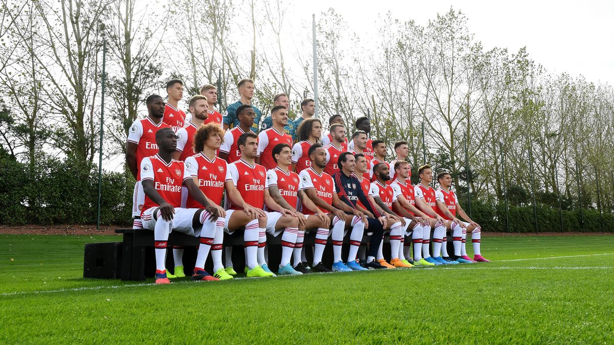Detail Arsenal Squad 2016 Nomer 30