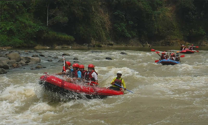 Detail Arung Jeram Merupakan Contoh Pemanfaatan Air Sungai Untuk Kegiatan Nomer 10