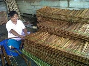 Detail Atap Rumah Dari Daun Kelapa Nomer 8