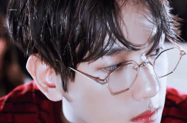 Detail Baekhyun Glasses Nomer 39