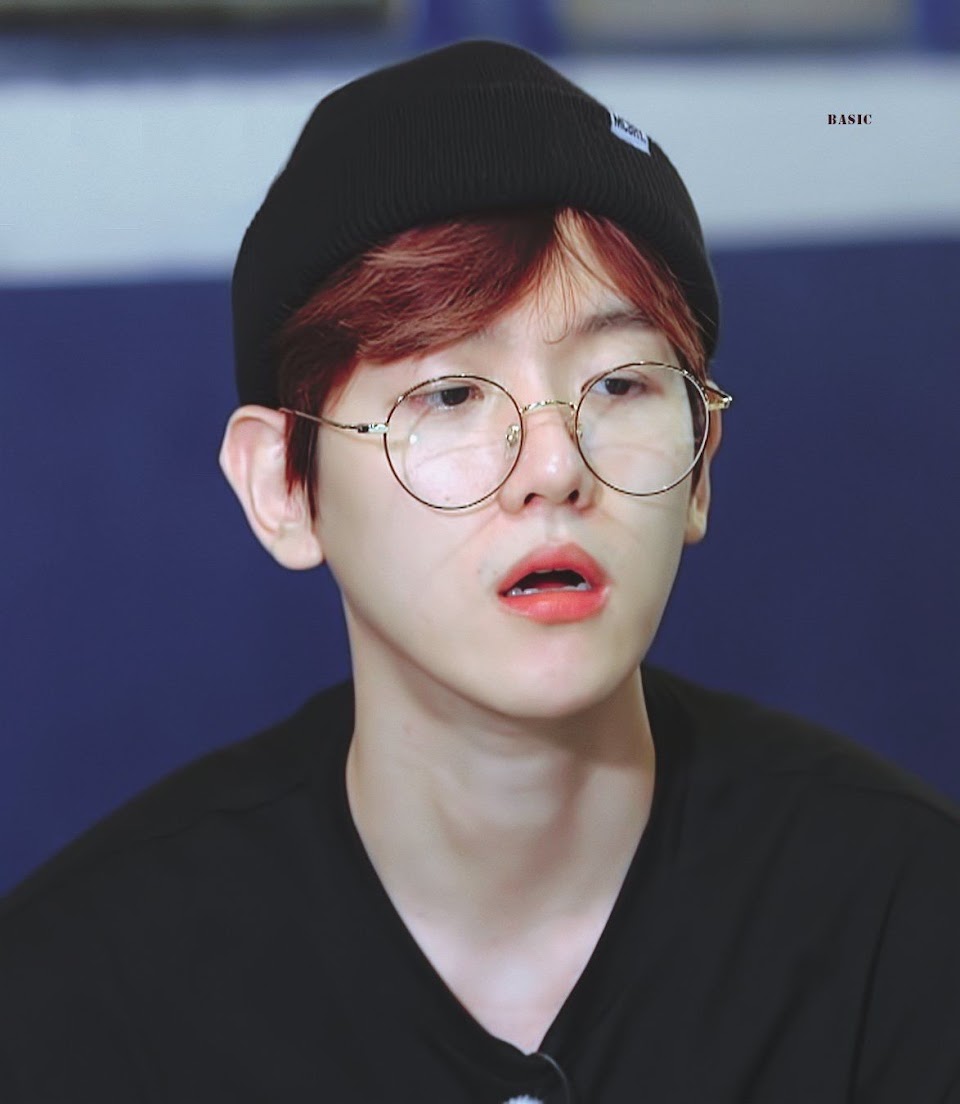 Detail Baekhyun Glasses Nomer 6